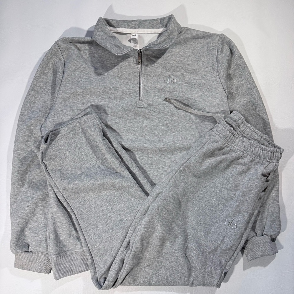 ALO Yoga Quarter Zip and Sweatpants Set